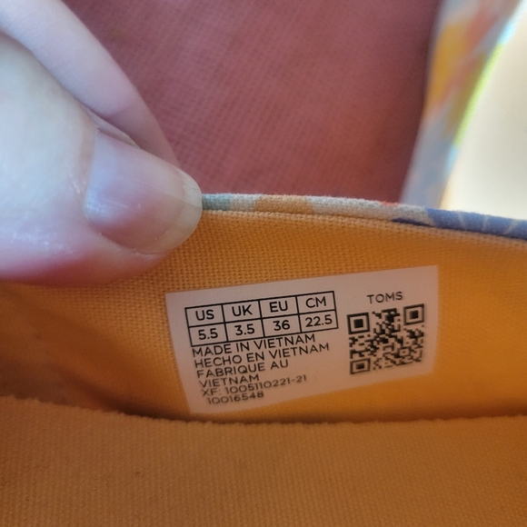 Toms Floral Flower Power Shoes 5.5 - Picture 2 of 7